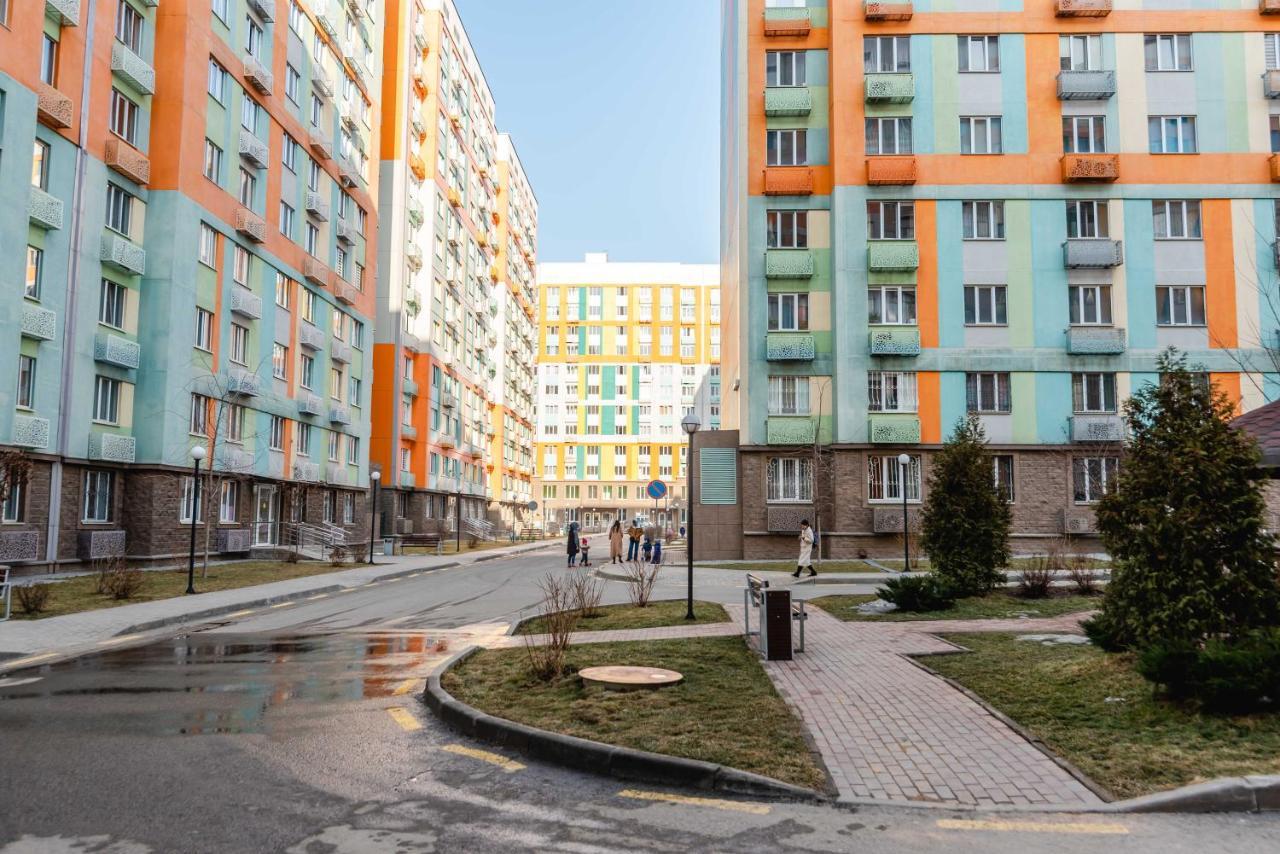 Akvarel Apartment Near Adk Almaty Exterior photo